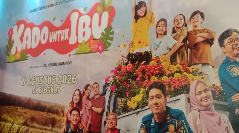 Ketawa Sambil Nangis Sesenggukan Dalam “Kado Untuk Ibu”